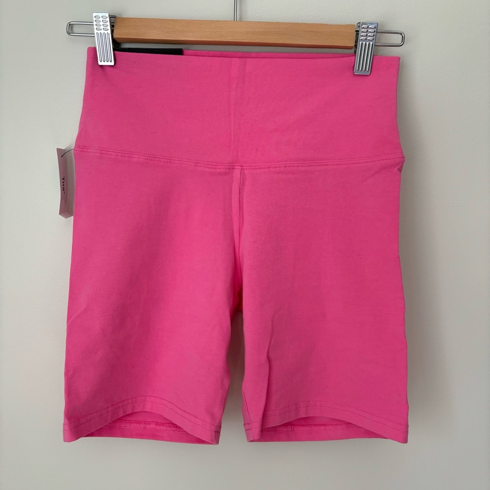 TNA Chill Atmosphere Hi-Rise 7” High-waisted Bike Shorts in Cosmo Pink Medium